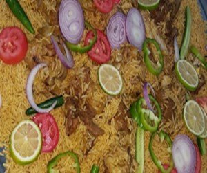 مطعم مضغوط العقبة