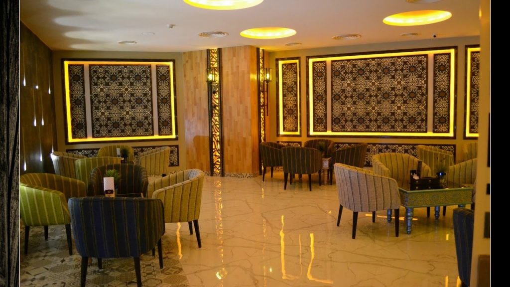 مطعم اسماك السيف