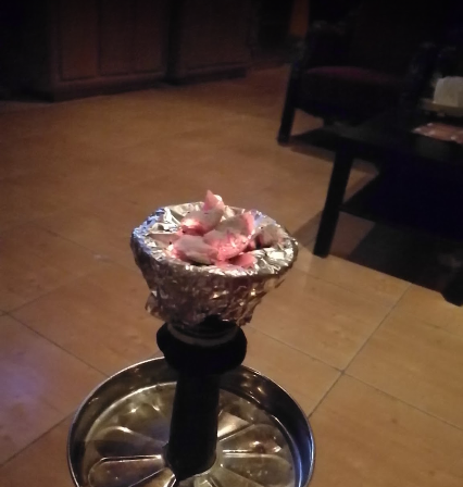 مقهى شيشه الصحراء
