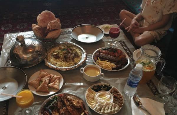 مطعم القرية الشعبية الدمام ( الاسعار + المنيو +الموقع ) - مطاعم و كافيهات الشرقية