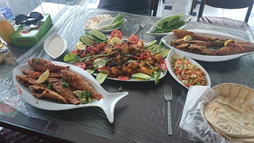 مطعم تنور السمك
