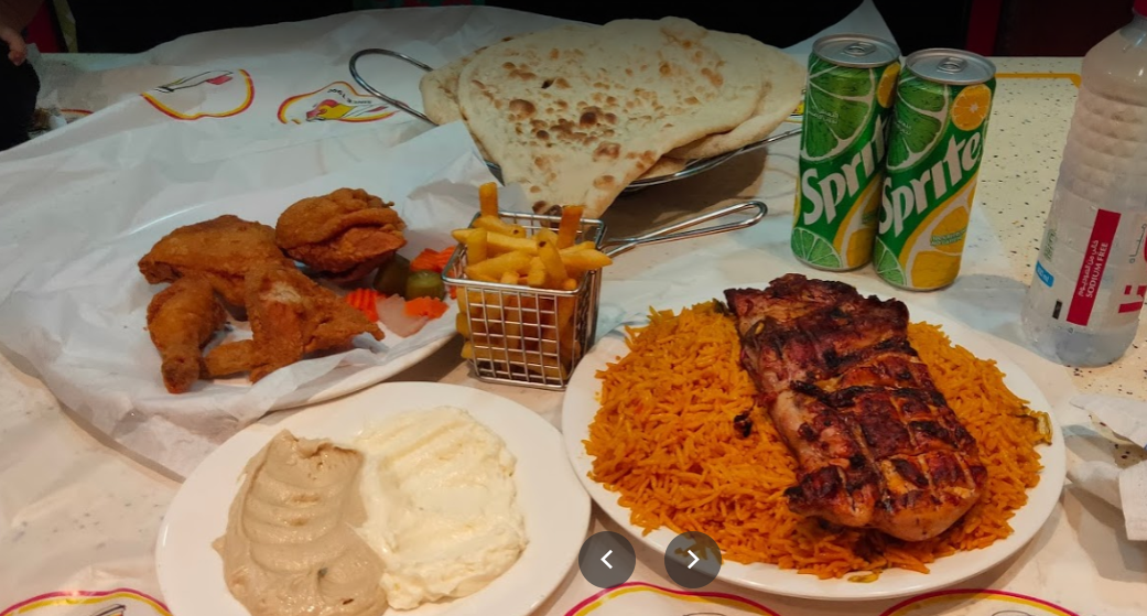 أكلات مطعم قرية فلفله
