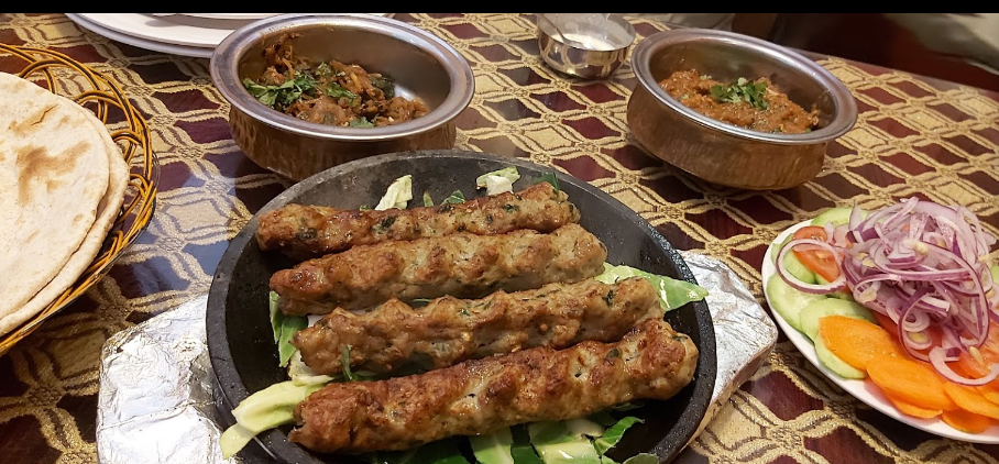 مطعم فيليج فاميلي الاحساء ( الاسعار + المنيو + الموقع ) - مطاعم و كافيهات الشرقية
