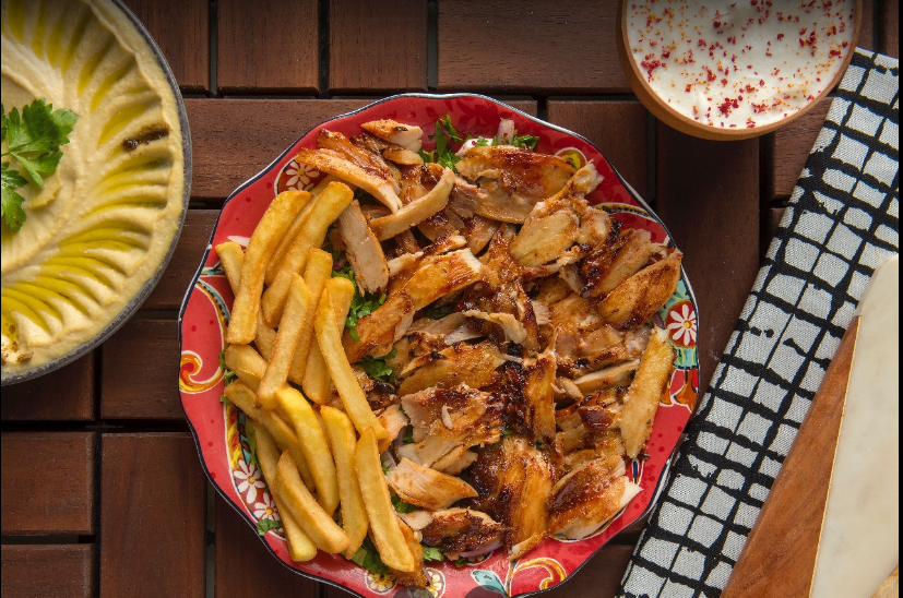 مطعم مذاق الفخار