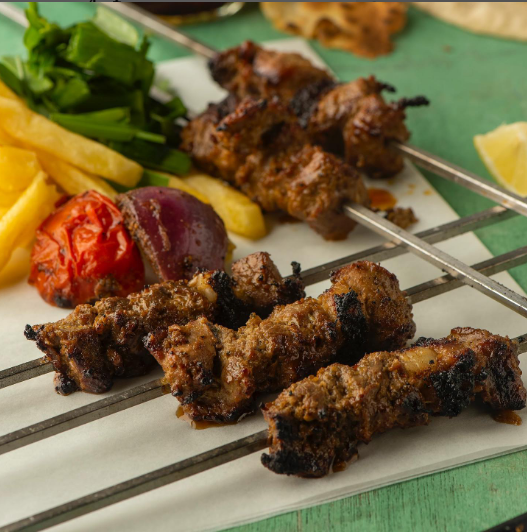 مطعم تكة وريش