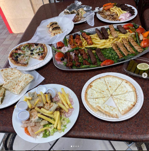 مطاعم زهرة الخيام
