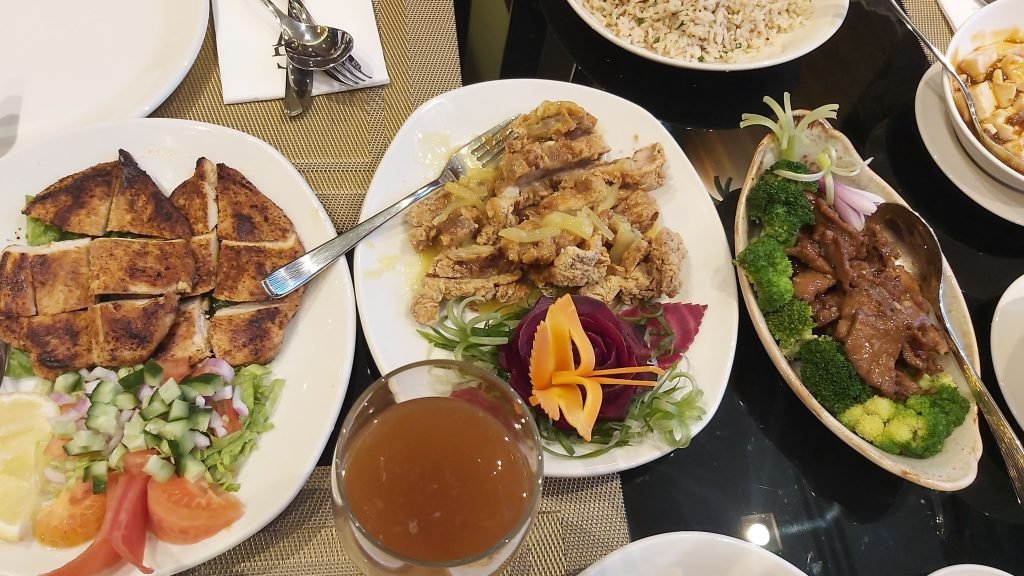 مطعم السور العظيم رأس تنوره ( الاسعار + المنيو + الموقع ) - مطاعم و كافيهات الشرقية