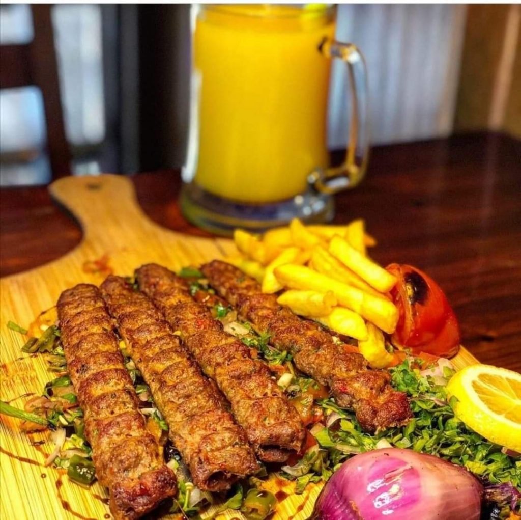 مطعم مذاق الفخار