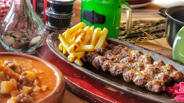 مطعم تراي See الجبيل( الاسعار + المنيو + الموقع )
