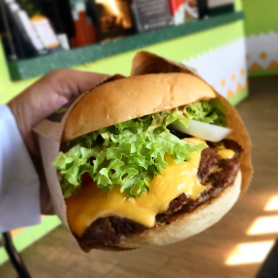 مطعم باش برجر Bash burger الجبيل ( الاسعار + المنيو + الموقع )