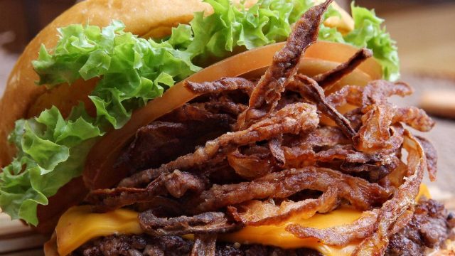 مطعم شوك برجر Forks Burger الاحساء ( الاسعار + المنيو + الموقع )
