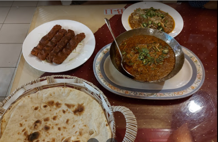 مطعم إيمان للأكلات الباكستانية 