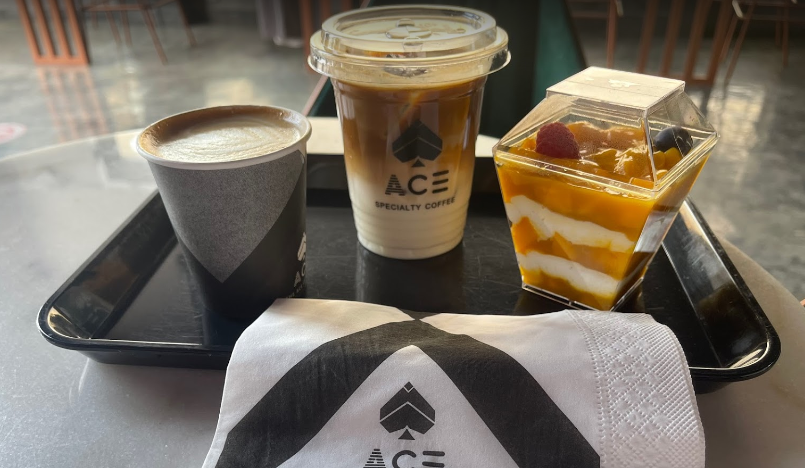 كافيه اسي Ace Cafe الدمام