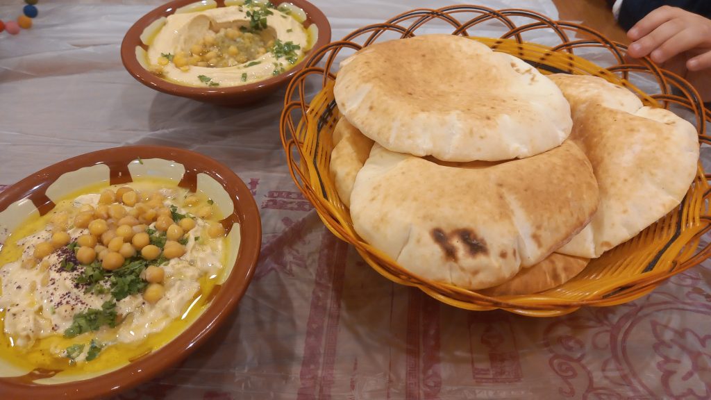 مطعم قلعة عمّان الخبر